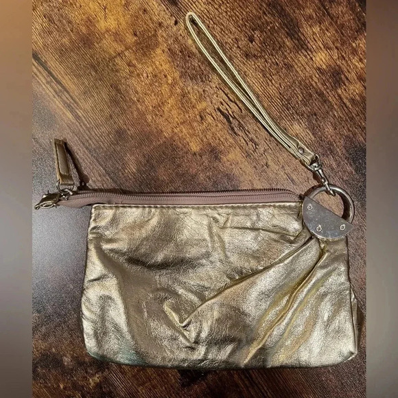 Chateau | ladies metallic gold wristlet. - Picture 2 of 9